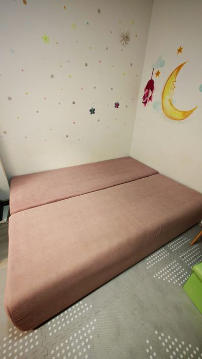 Vând canapea extensibila