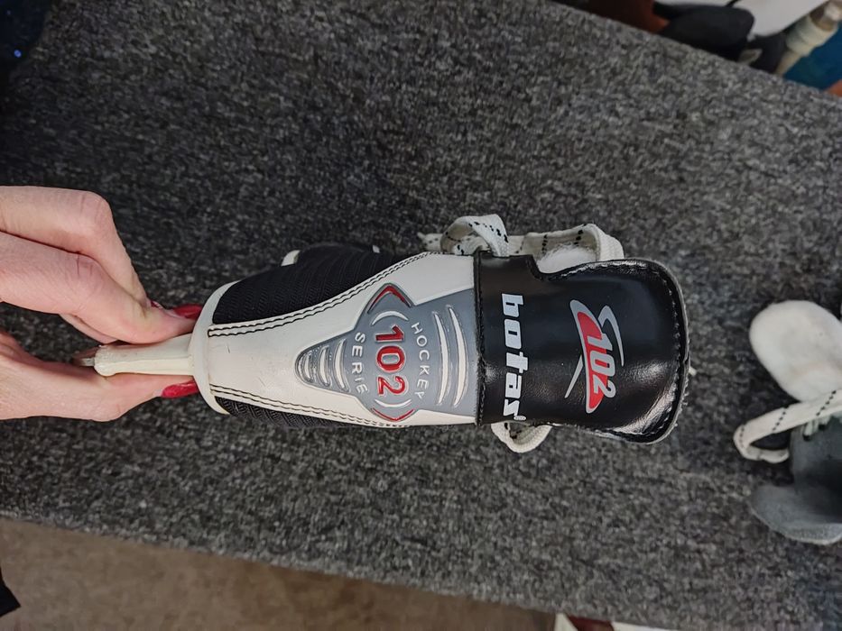 Коньки хоккейные Botas