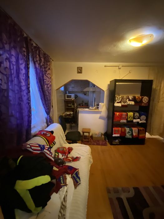 Vand Apartament  2 Camere  Pitesti Pret 220.000 lei