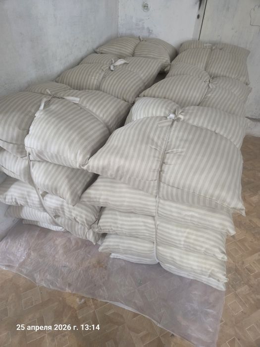Продается подушки из синтепуха