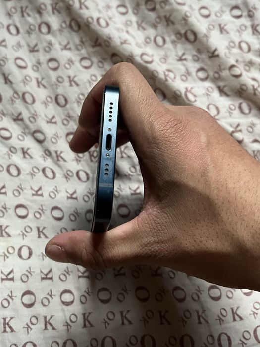 Айфон 13 продам