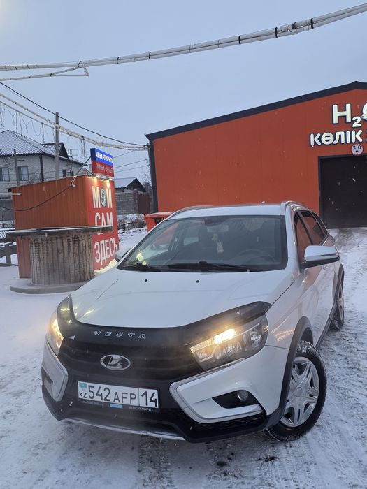 Лада Веста кросс св