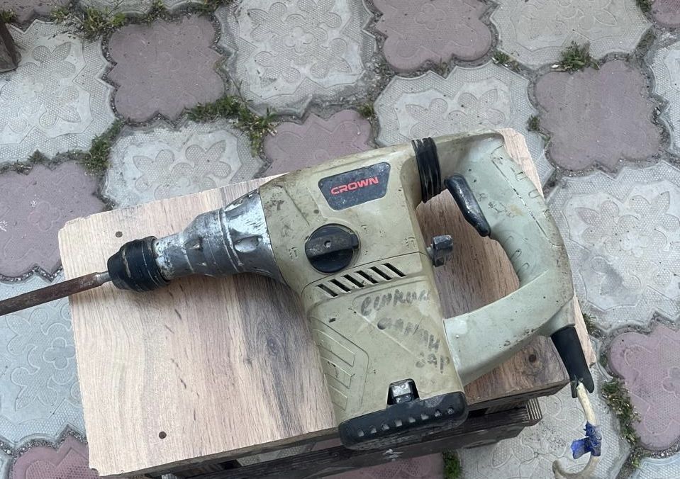 Продам перфоратор