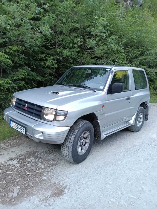 MITSUBISHI Pajero 2.5 Clasic Intercooler, an 2002, 2 usi, 6100 euro