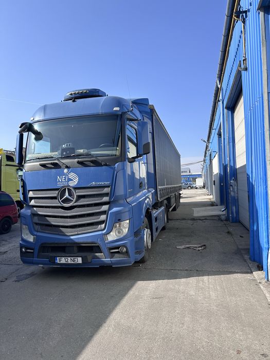 Mercedes  Actros