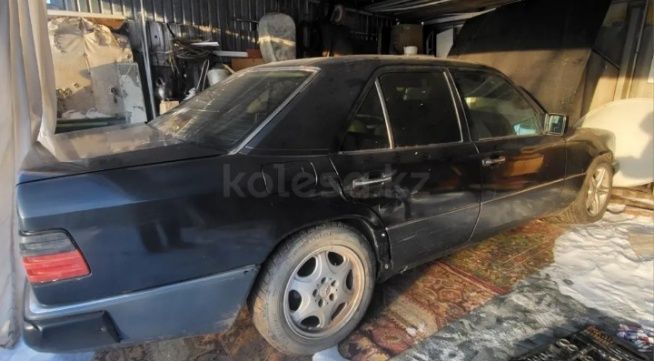 Продам Мерседес 124