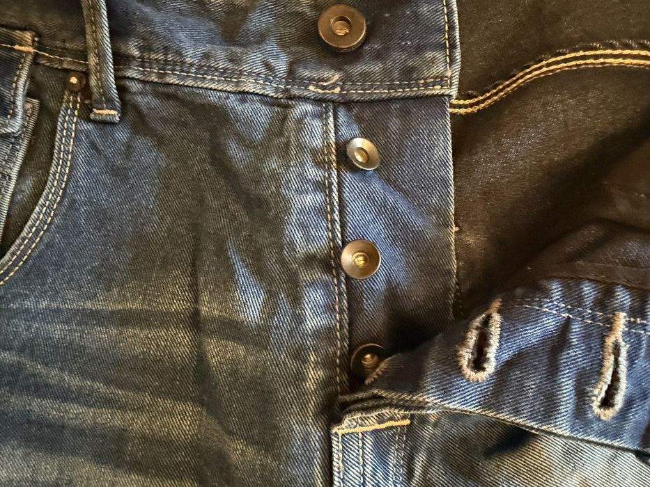 Pantaloni scurti
