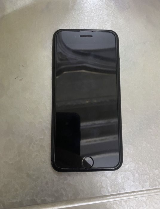 Iphone 7 32 g srochni