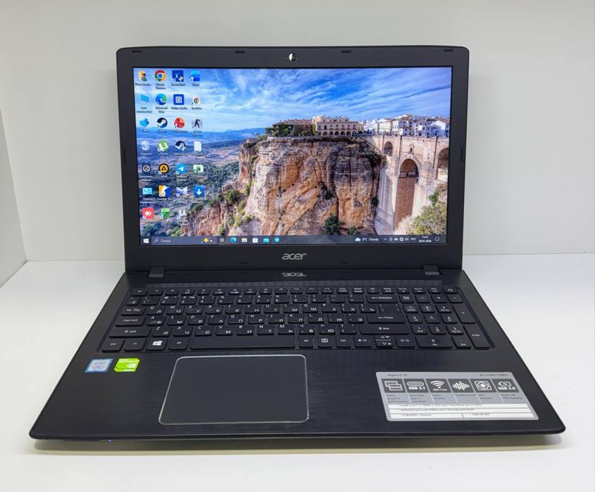 Acer Notebook i7-7500U DDR3 8Gb Lexar M.2 nvme 500gb