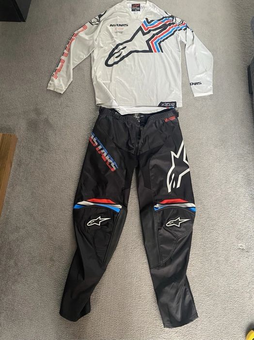 Екип Alpinestars