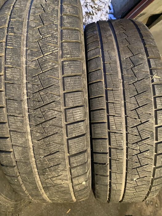 Резина на 17. 225/65 Продается