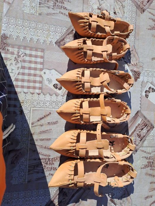 Оборудване за производство на цървули за танцуване от телешка кожа