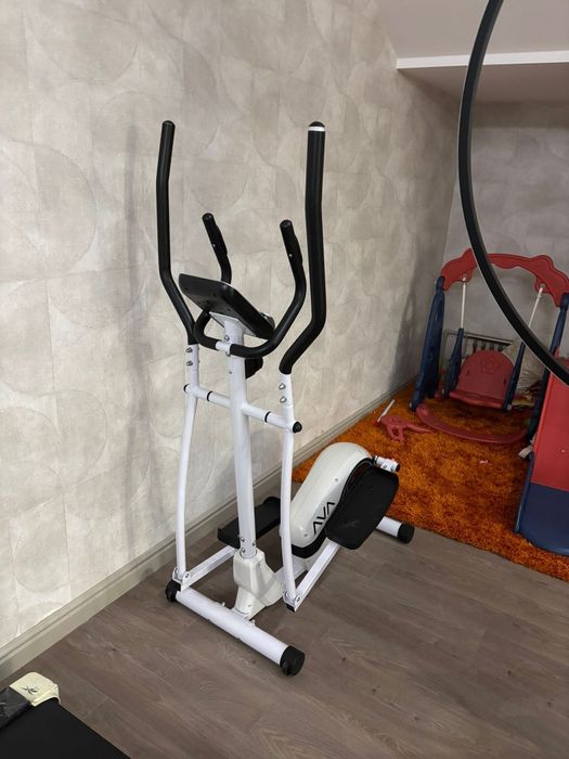 Эллиптический тренажер