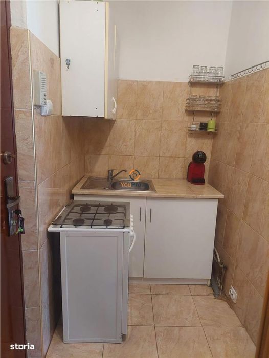 Garsoniera etaj 3 Zona Buziasului