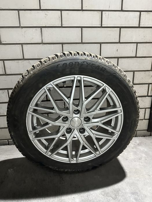 Продам диск с резиной