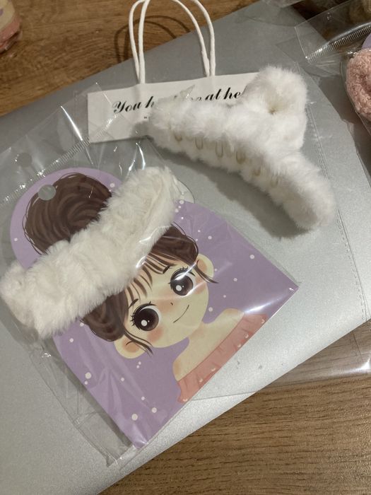 Подарки девочкам на 8 марта