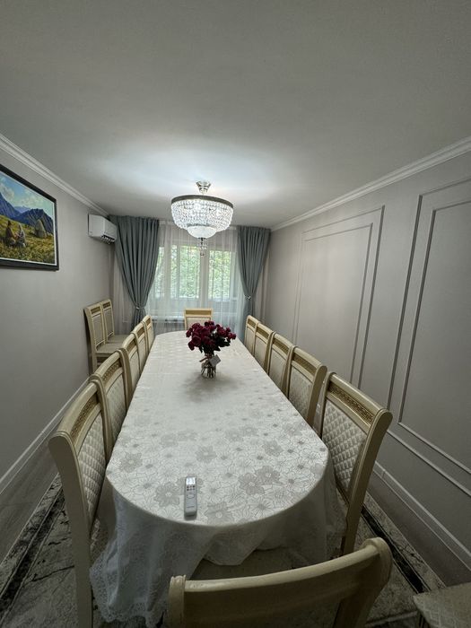 Обеденный стол «Версаче» +16 стульев