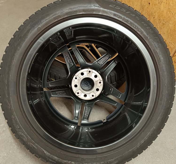 Оригинални джанти с гуми зимни 19 цола Mercedes S-klasse W223 дот 2022