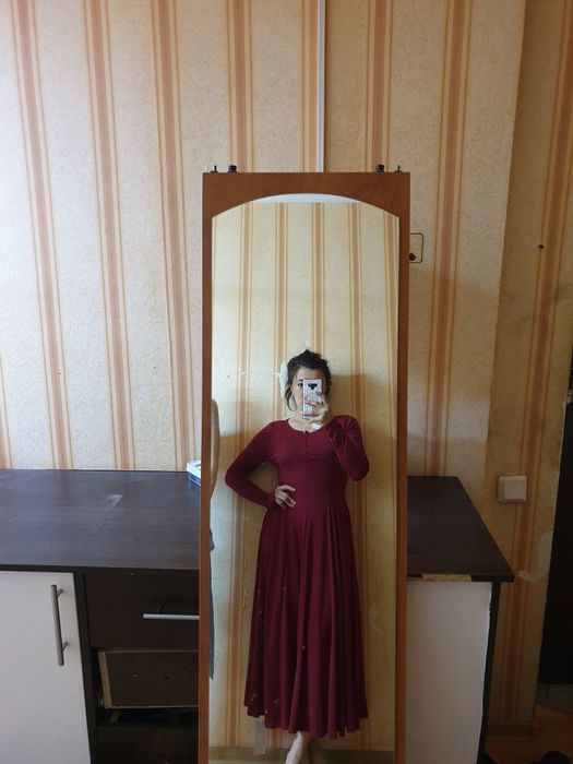 Продается платье новое