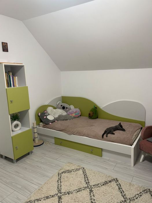 Mobila camera copii 6 corpuri, stare foarte buna