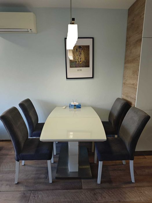 Двустаен апартамент под наем в комплекс "Фамилия", кв. Победа