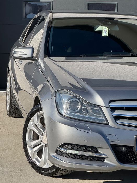 MERCEDES-BENZ C-Class 2011 — imagine 5