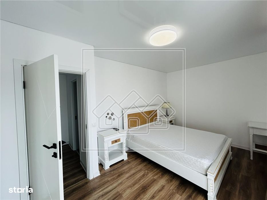 Casa tip duplex, 177 mp utili, 3 locuri de parcare - Selimbar