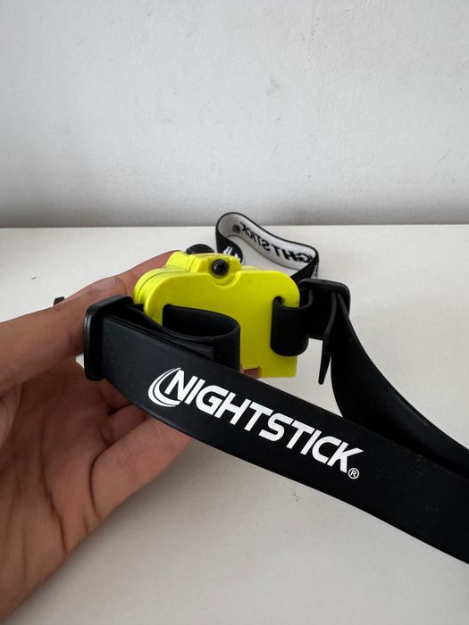 Vând o lanternă antiexplozie Nightstick