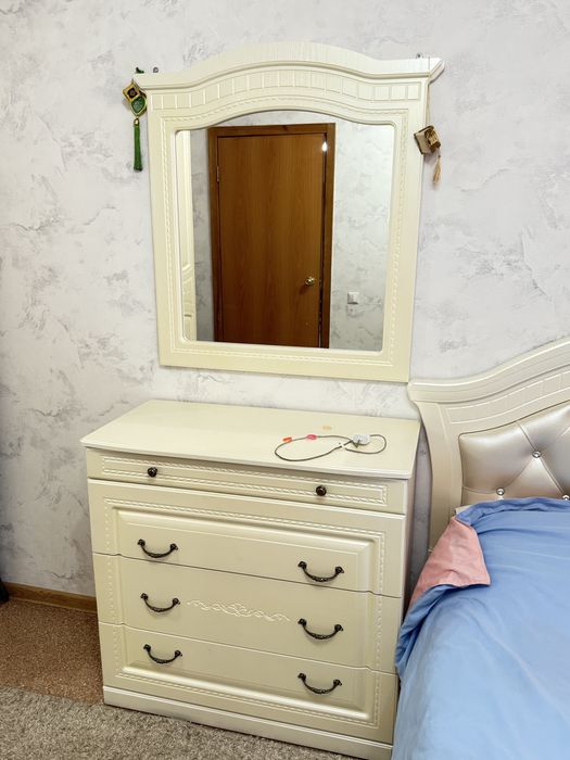 Продам спальный гарнитур!!!
