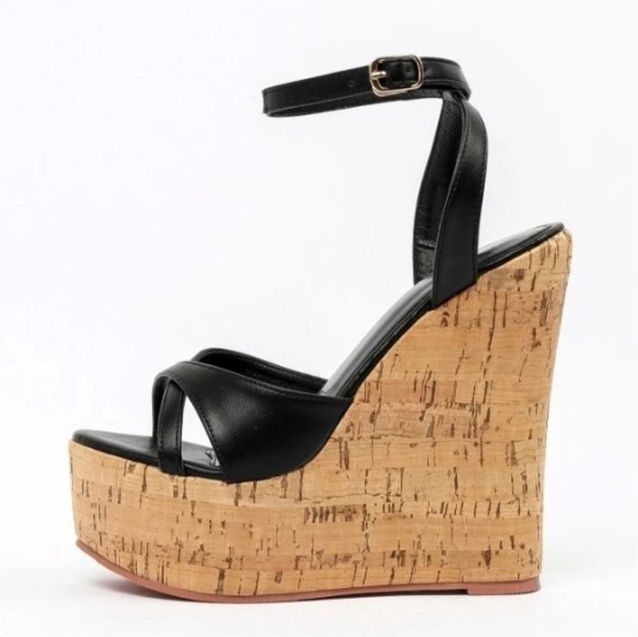 Женская обувь новая