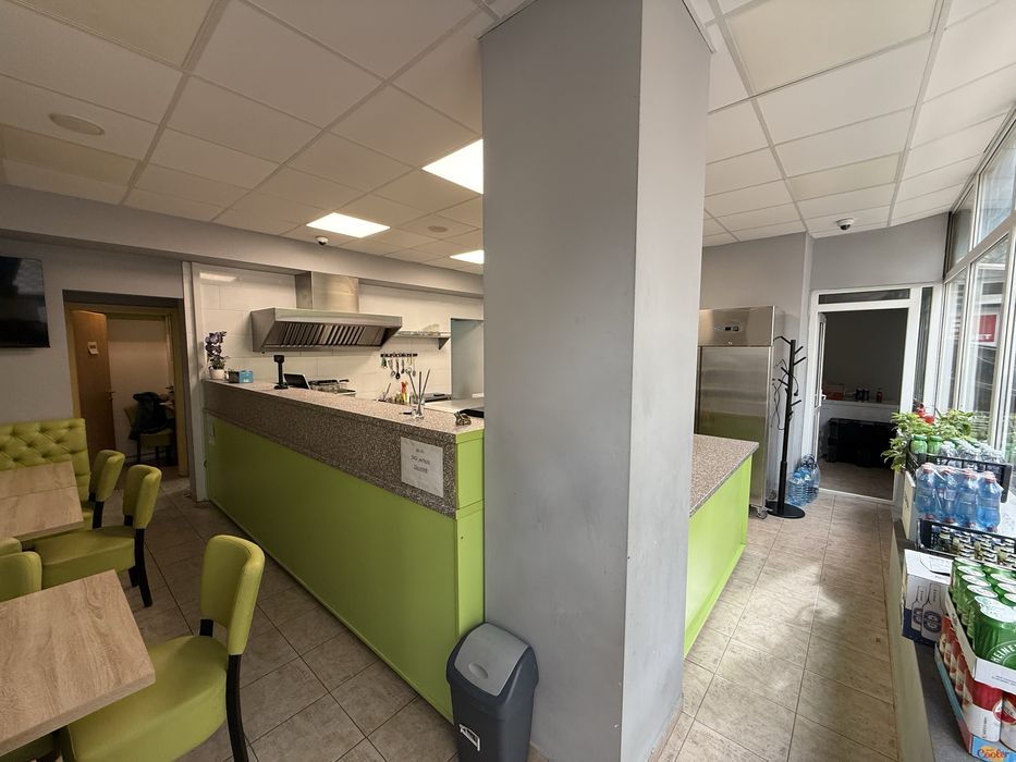 Inchiriere Spațiu comercial complet utilat, pizzerie