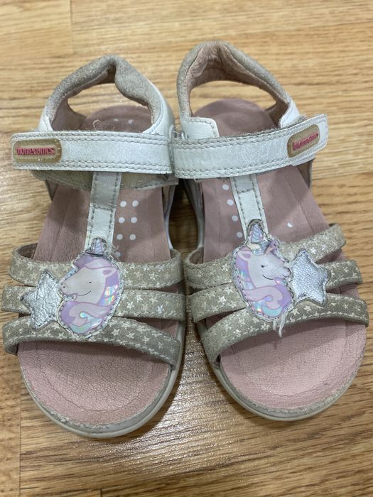 Кроссовки для девочки 26р Турция