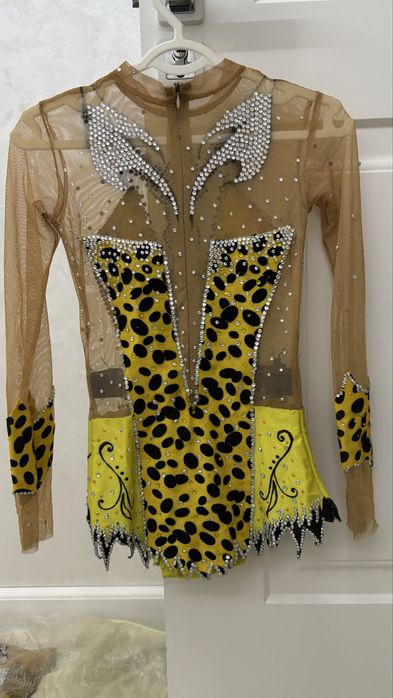 Купальник для художественной гумнастики