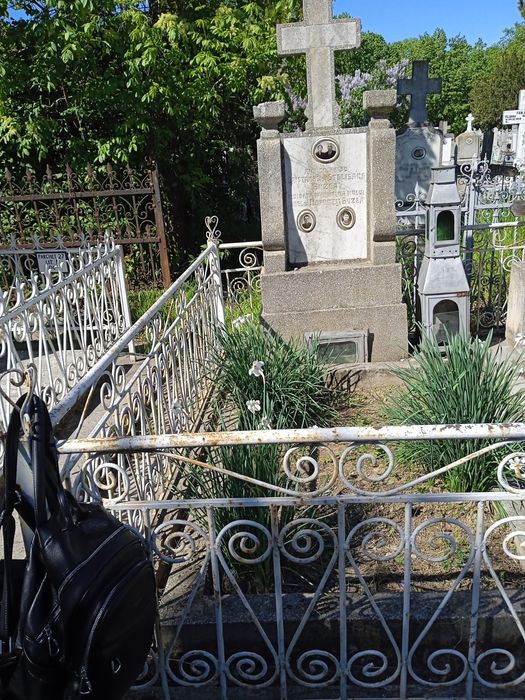 Loc de veci Cimitirul Sf.Constantin