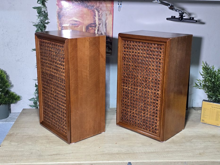 Boxe vintage BOX 270/1, 60w, 4 ohm, 3 cai, furniruit nuc,