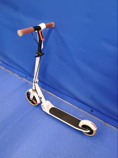 Trotinetă M900 Gri selenar - produs resigilat - (SecondHand) Decathlon