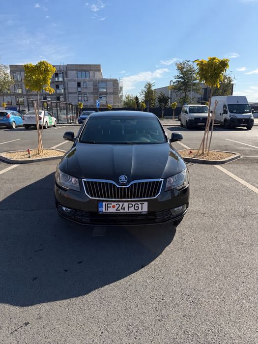 SKODA Superb 2014 — imagine 2