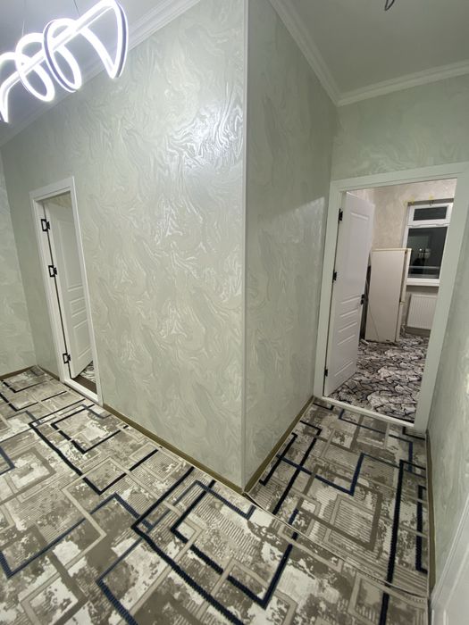 Sergeli 5a 2 xona 4 etaj 45 kvadrat metro Sergeli oldida