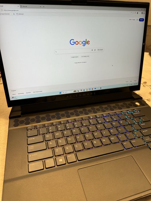 Лаптоп Alienware m15 r3