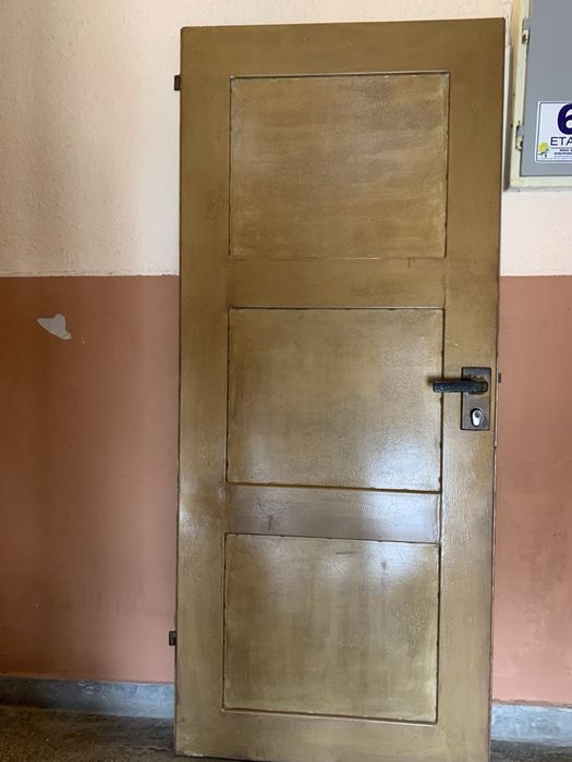Метална врата без каса