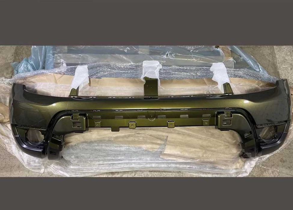 Бампер передний в цвет Renault Duster