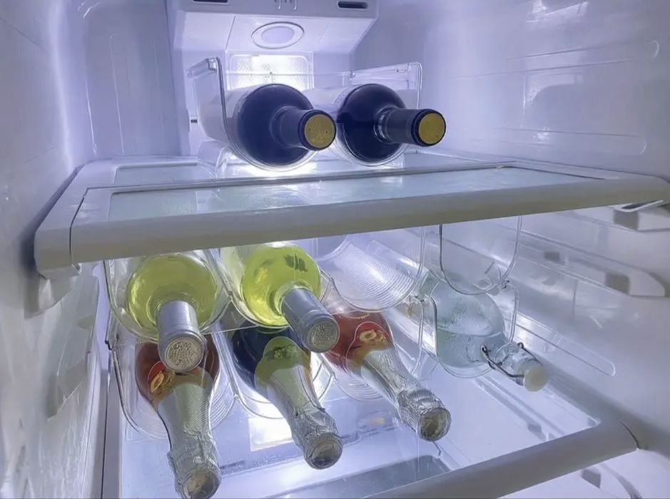 Нови 2 бр  поставки за бутилки органайзер за хладилник