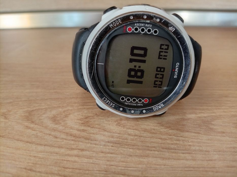 Водолазен часовник Suunto D4I