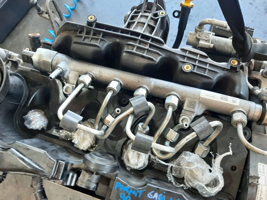 motor 1.6 tdi cay  cayah vw caddy audi a1 8x a3 8p vw golf 6 polo 6r skoda superb 2 octavia 2 seat leon