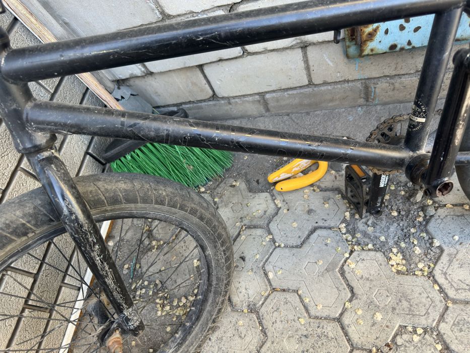 Продам KINK BMX.