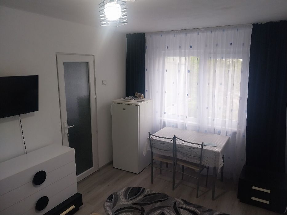 Apartament o cameră micro 38 chirie