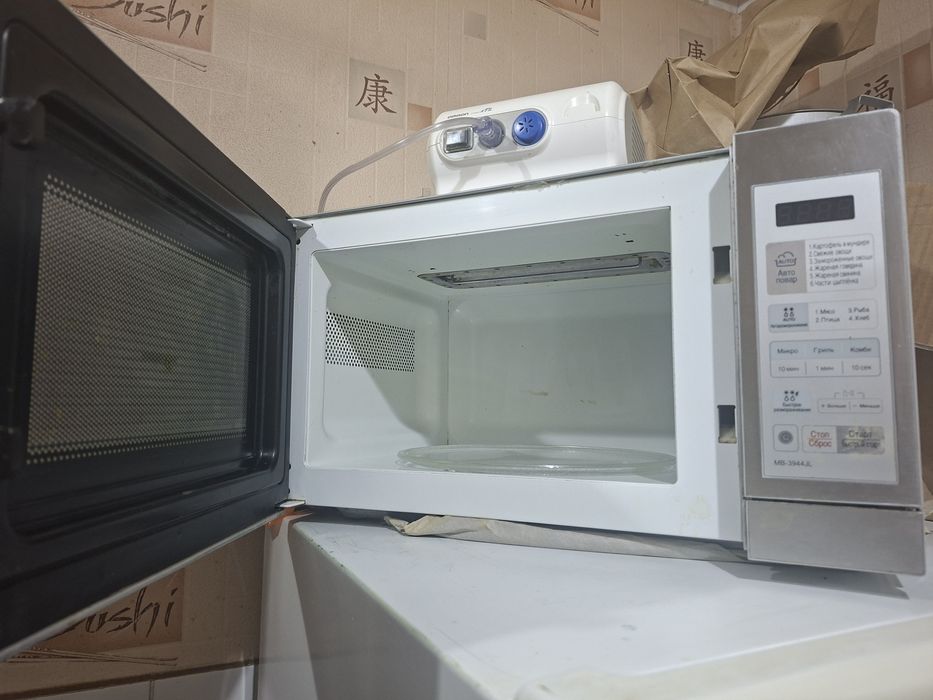 Продаю микроволновку