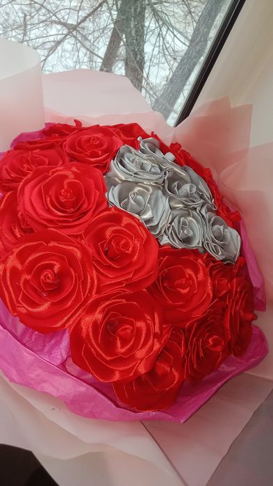 Атласные розы . букет из атласа