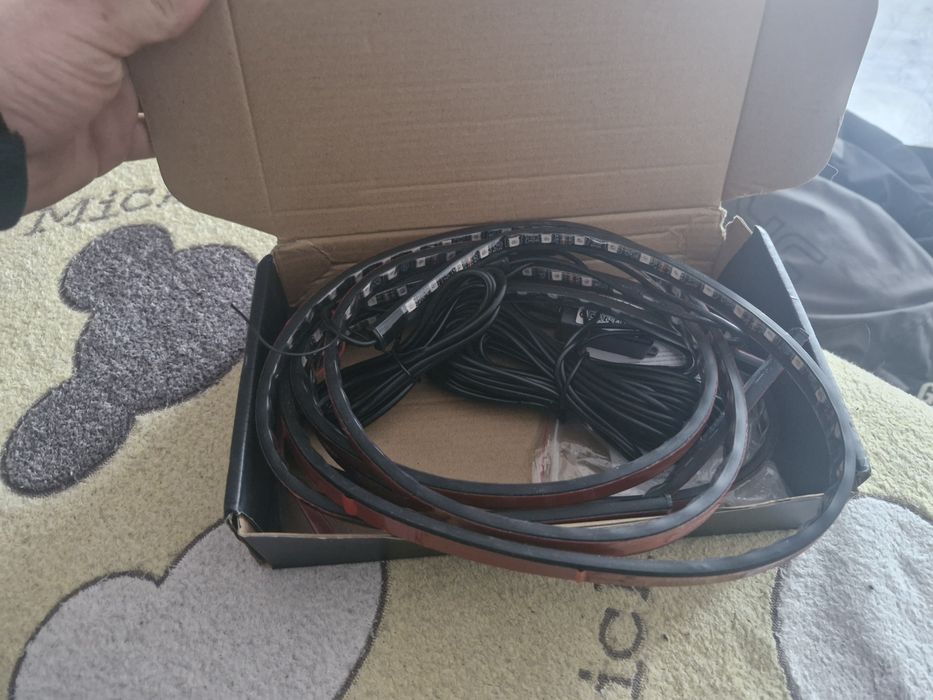 Подсветка под машину