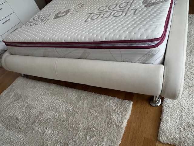 Vand pat dormitor cu saltea